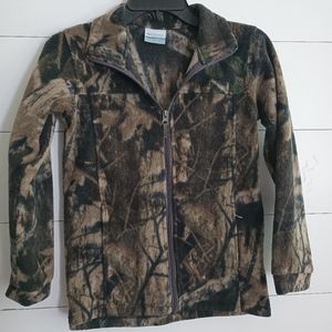 Columbia fleece jacket boys Mossy Oak Camp med like new